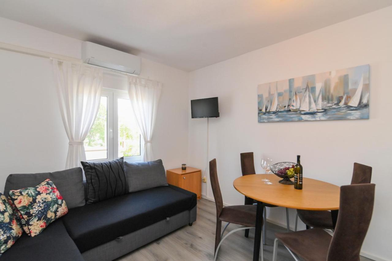 Apartments Basic Sveti Anton 88 말린스카 외부 사진